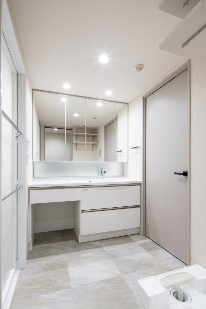 人造大理石天板<br />
スクエアボウル一体型